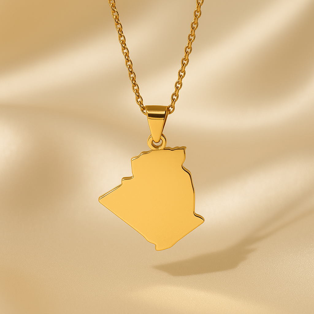 Country Pendant Necklace