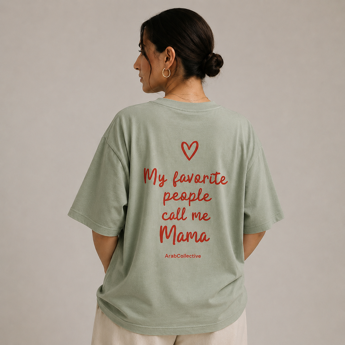"MY FAVORITE PEOPLE CALL ME MAMA" TEE