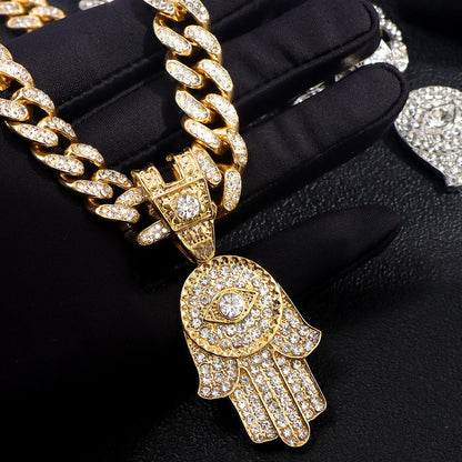 Collier pendentif œil porte-bonheur en cristal